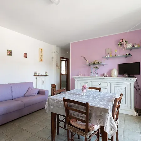 Un Filo Di Lilla Apartment