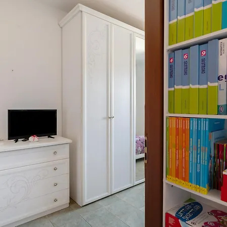 Un Filo Di Lilla Apartment