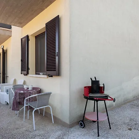 Un Filo Di Lilla